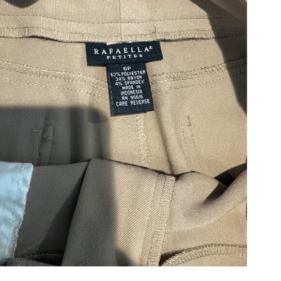 Rafaella Petites Relaxed Fit Khaki Pants Women's Size 6P - Picture 9 of 9